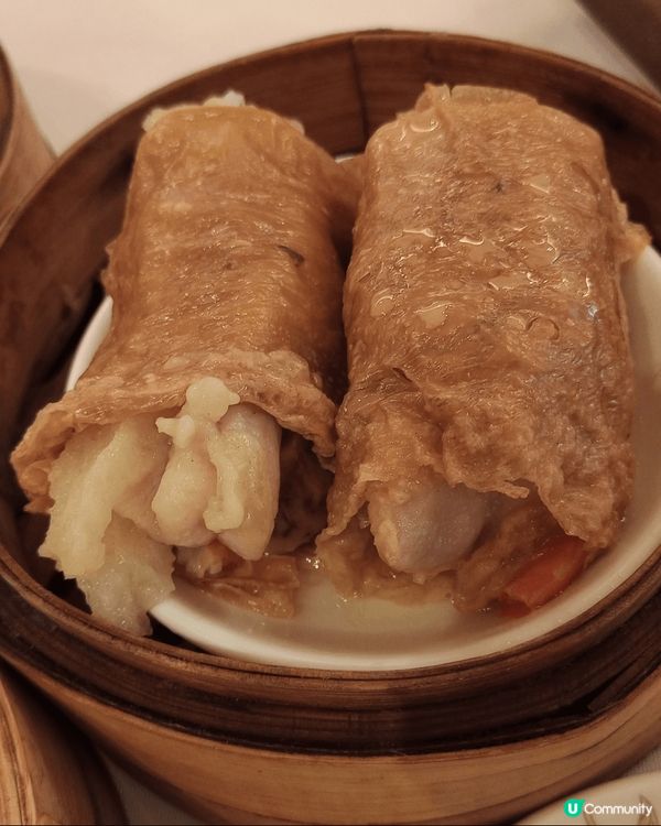 踏入2025年，第一次上茶樓，等位花了半小時，飲早茶嘆點心，...