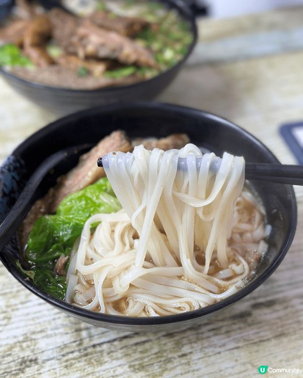 金華牛雜粉麵位於粉嶺聯和墟，試咗佢哋嘅招牌菜「五香崩沙腩河」...