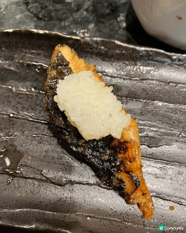 大阪天神的春駒壽司店，很新鮮，很美味，由其是燒魷魚很鮮味及脆...