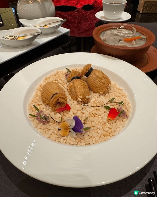 澳門巴黎人御蓮宮，環境清幽，點心精美，服務員態度優秀