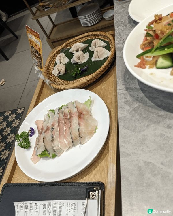 深圳順德公胡椒豬肚雞，好好味啊！凍冰冰飲一碗即刻暖曬，雞滑豬...