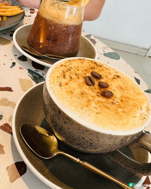 趁着2024年嘅最後一日，到了這間位於屯門的Cafe一試。環...