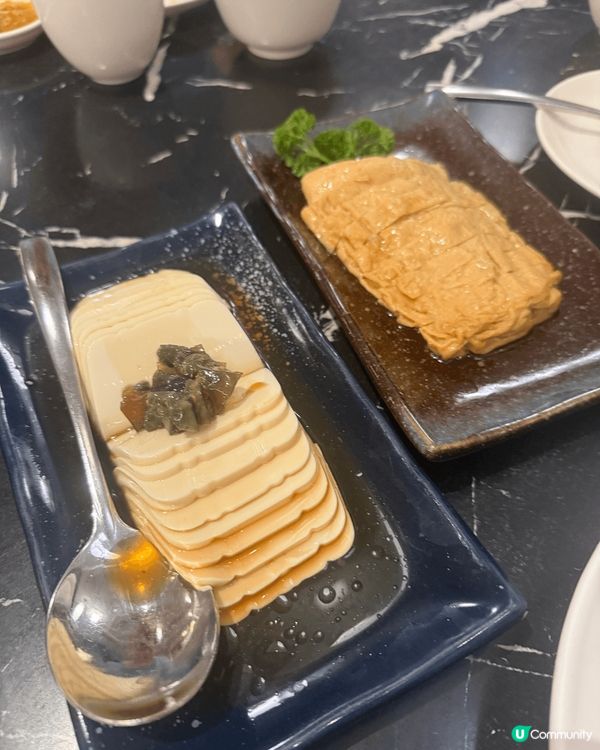 最近同屋企人食新年飯，去了樂天皇朝食小籠包，點左幾款美食，好...