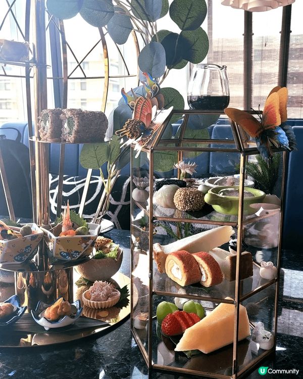 在尖沙咀花樂餐廳進食西日Fusion下午茶，非常精美，多款甜...