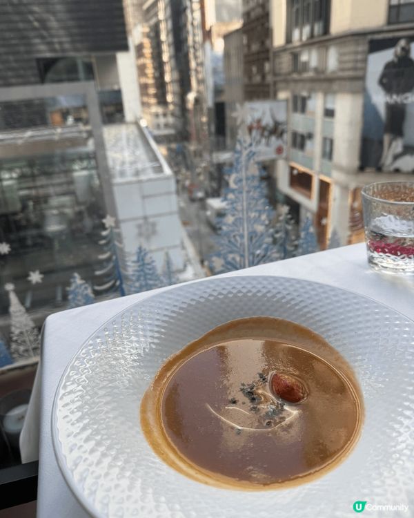 New York Cut brunch有湯或沙律，牛扒及意粉...