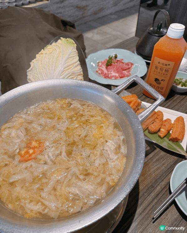 來自台北具人氣及性價比十分高的青花驕，餐廳內可自成一角共聚佳...