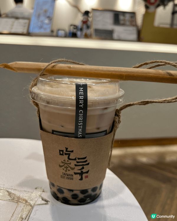 吃茶三千既國王珍珠奶茶同芋泥遇見國王，兩杯都好好飲😋😋