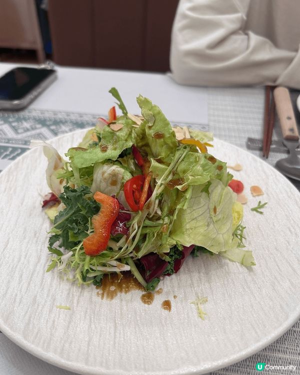 七龍珠海膽飯，海膽鮮甜，不帶任何腥味，入口即化，價錢合理
