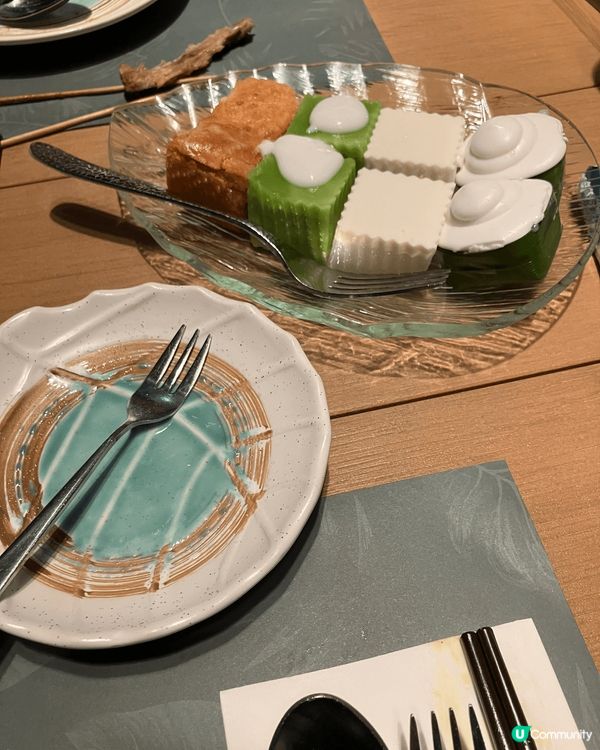 Delicous! Kai Tak Sogo Sun Tha...