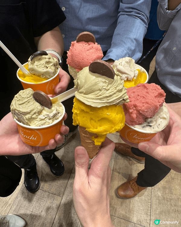 美食要一班人一齊分享先食得出美味，Venchi 既開心果味雪...
