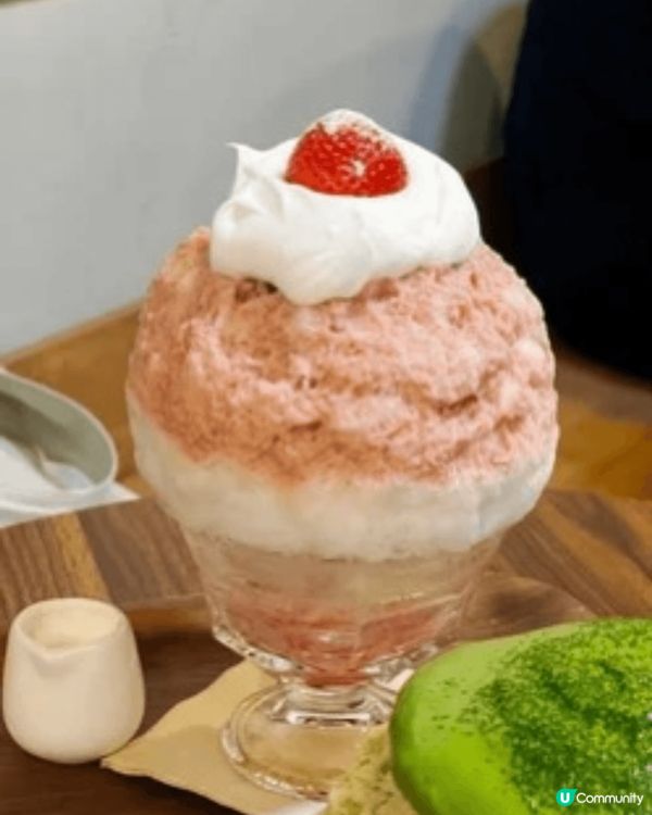 Shari Shari 既刨冰好值得推介，啲冰好似雪花一樣咁...