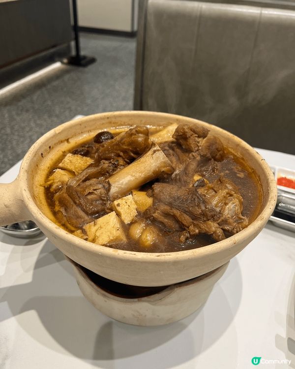 今次想推薦亞參雞飯食，確實隻海南雞真係好滑，一d都唔鞋口，而...