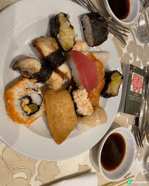 如心酒店的自助餐種類頗多，壽司甜品熟食等都齊全，質素不錯！