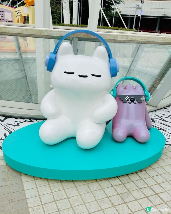 荃灣站隔離嘅西樓角花園