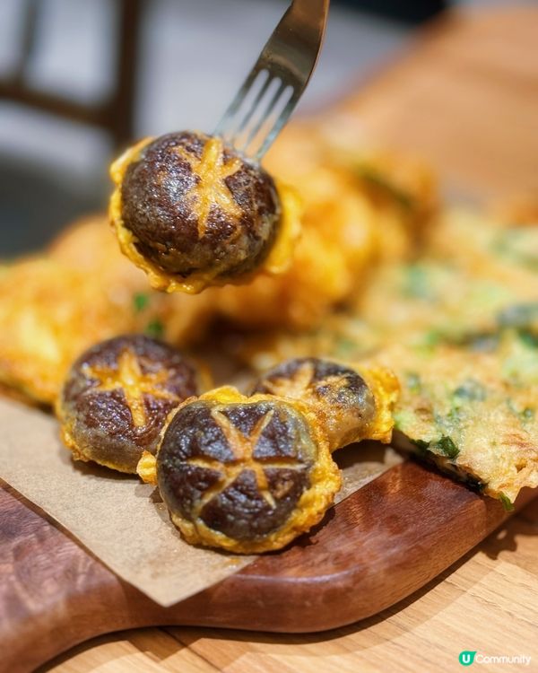 韓式咖啡店☕️鮑魚紫菜飯卷食過未呀？😋‼️