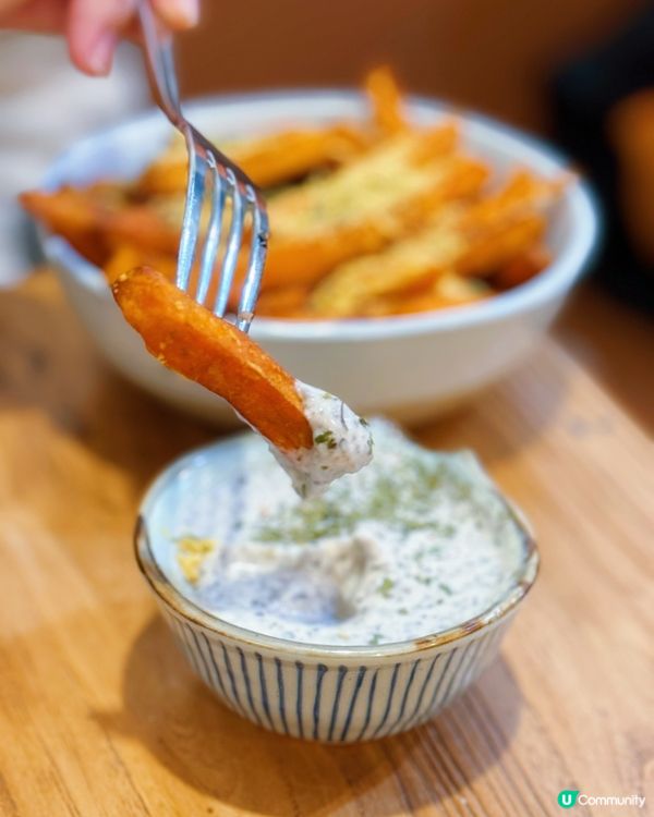 素年素食之旅 🍔🥗  
重拾素食樂趣，素年餐廳必試！