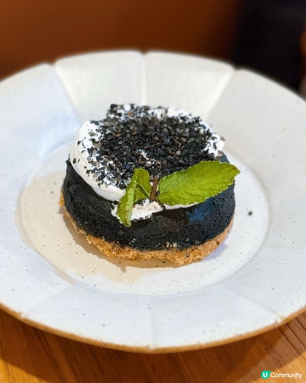 素年素食之旅 🍔🥗  
重拾素食樂趣，素年餐廳必試！