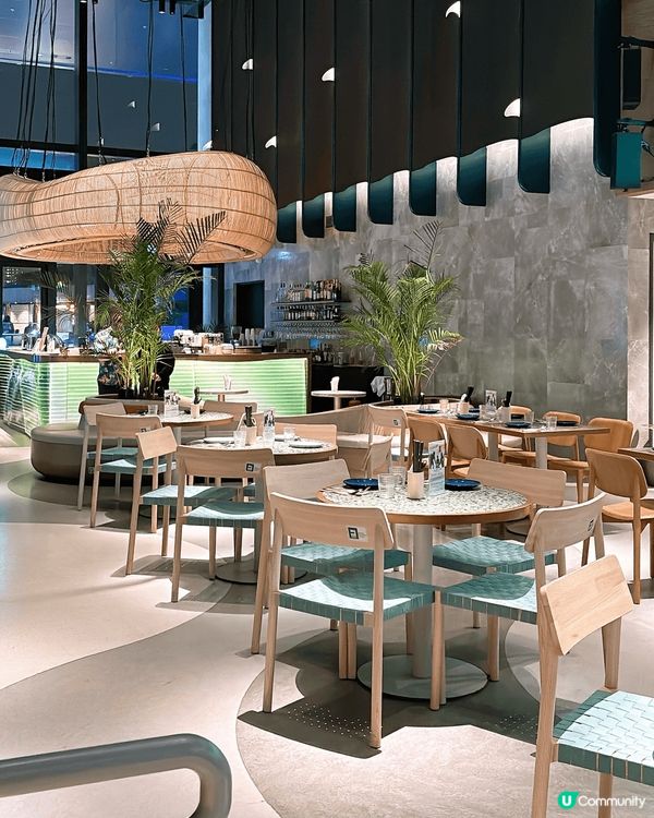 依間餐廳位於啟德Airside空中花園層既浪谷，最特別之處係...