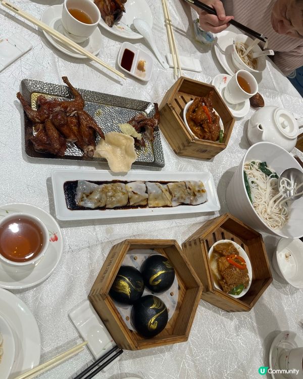 ## 放假嘆茶去！😋 海港酒家抵食又好味！