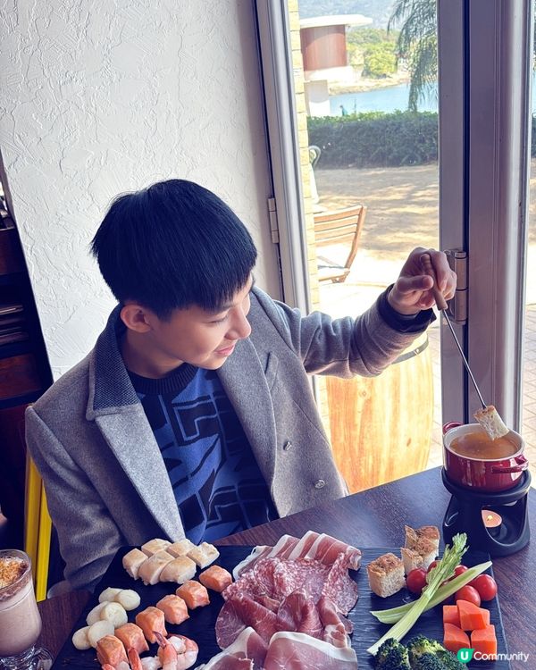 馬灣寫意靚景特色焦糖芝士火鍋