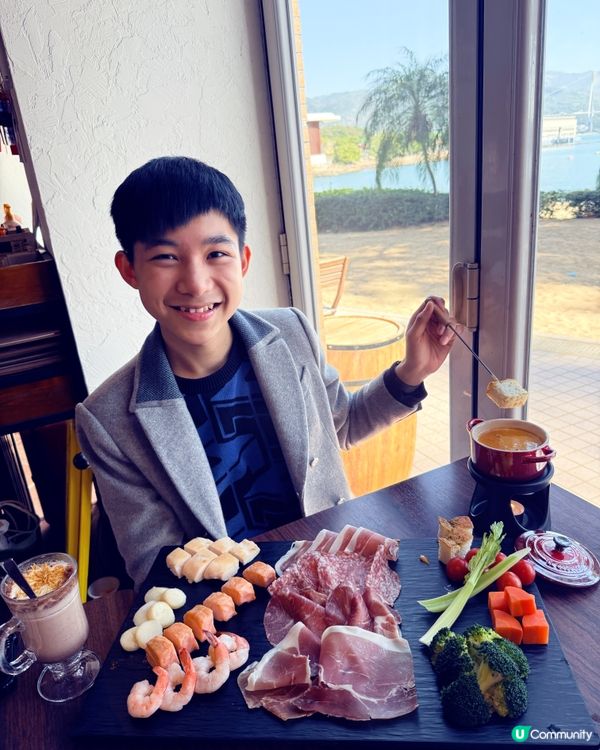 馬灣寫意靚景特色焦糖芝士火鍋