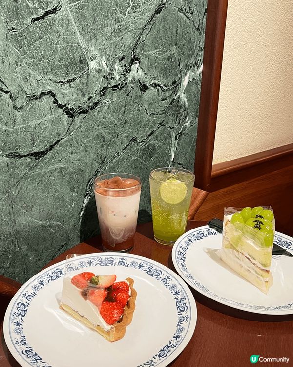 今個Christmas去韓國🇰🇷去咗好幾間人氣打卡嘅cafe...