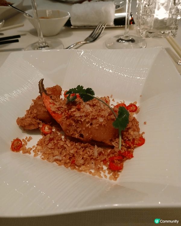 麗思卡爾頓酒店天龍軒中菜廳，食材和做法都極緻!還以為會不夠飽...