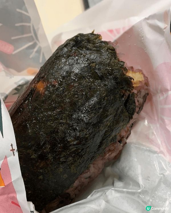 「阿杏飯團」有各式各樣嘅飯團組合，每一款都有獨特既口味同豐富...