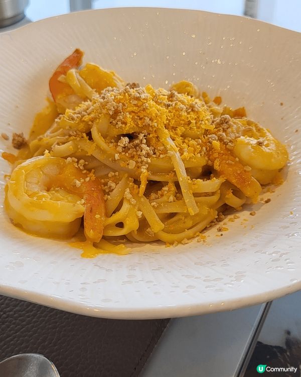 位於海港城全新開張的中西fusion料理， 將 中式食材用西...