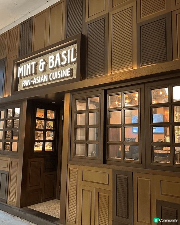 東涌海堤灣畔嗰邊有一間主打泰式印度菜嘅餐廳「Mint & B...