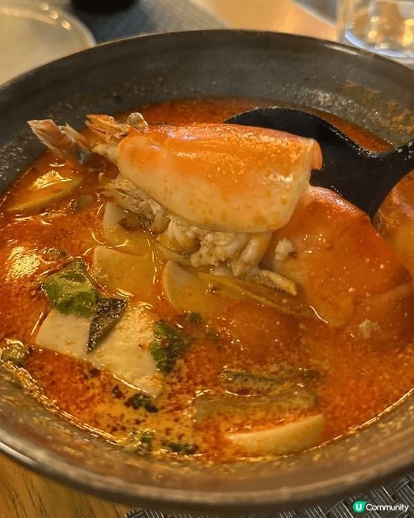 東涌海堤灣畔嗰邊有一間主打泰式印度菜嘅餐廳「Mint & B...