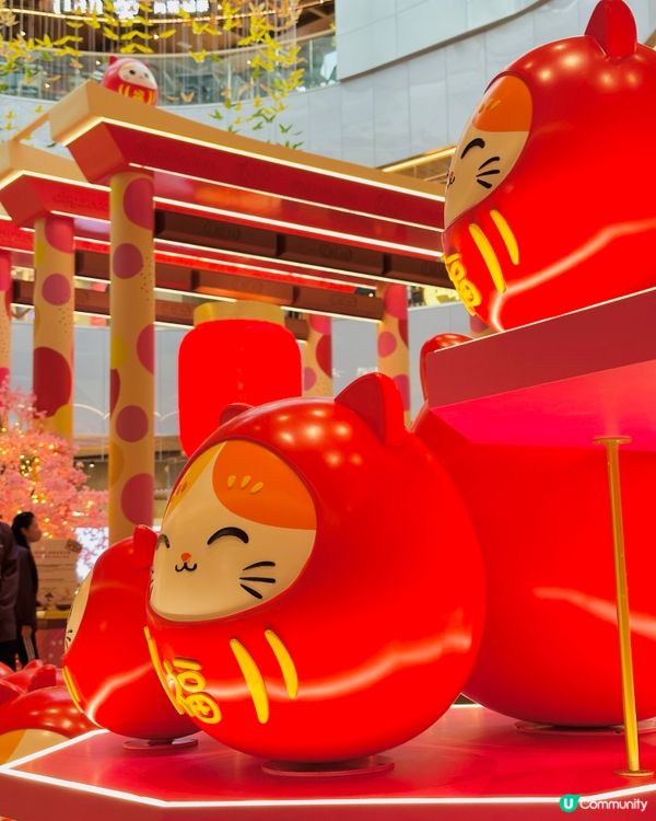 新年｢喵｣好運都有,見到呢個4米高開運招財貓,手手揮動咁可愛...