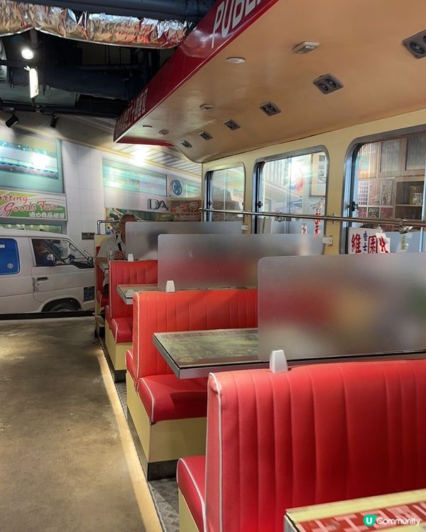 ## 銅鑼灣百德新街後巷茶餐廳 ☕️  懷舊冰室變身新裝修