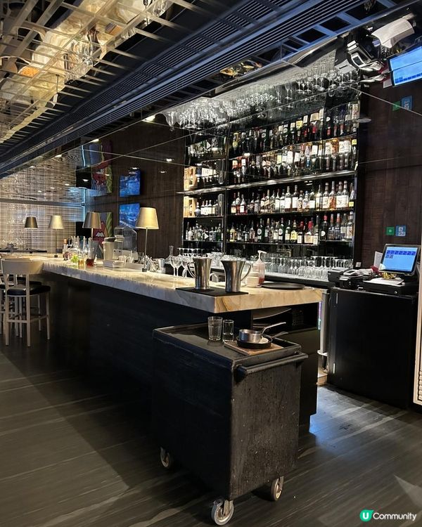 尖沙咀抵食買一送一自助餐！