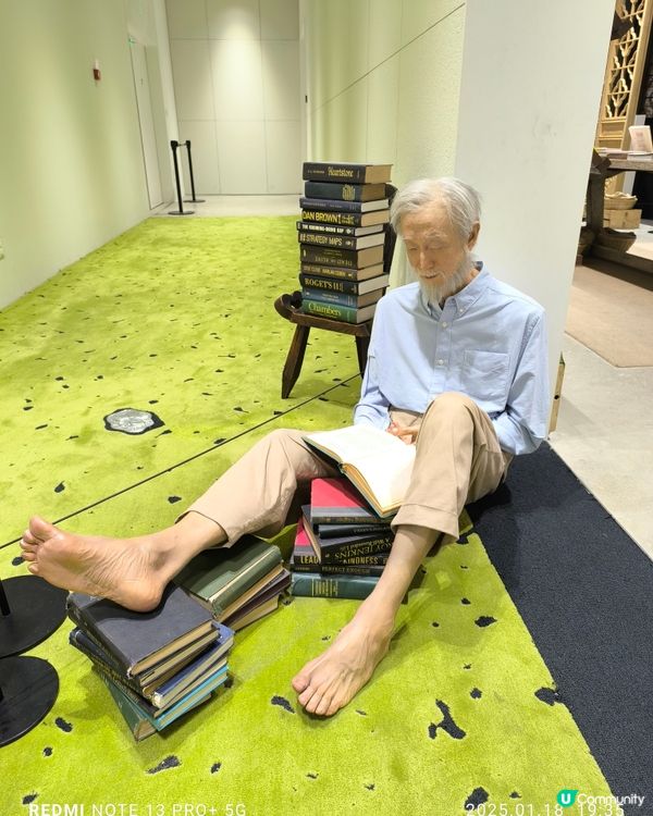 深圳萬象天地巨人展