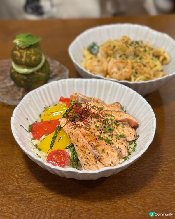 😋上環兩層式cafe