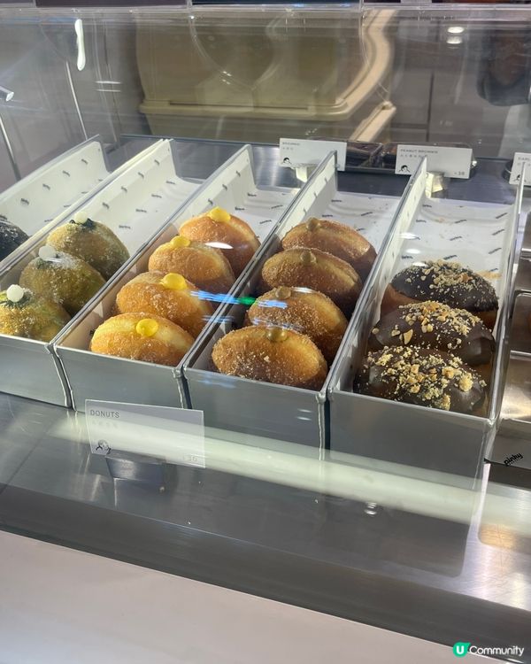 朋友聚會，甜品必備！🍩😋