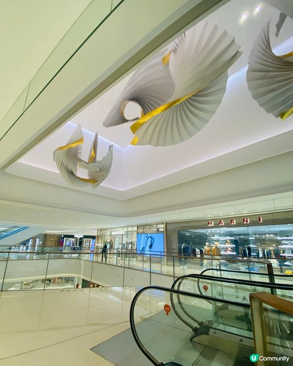 13號線開通 🚟 深圳灣萬象城 🧐 前檐書店 📙🔖