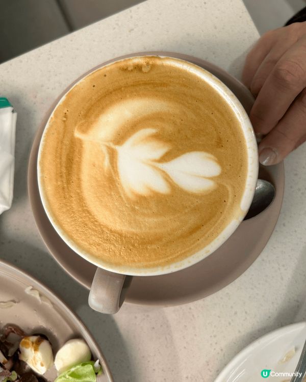 我和他都喜歡的He She Eat 