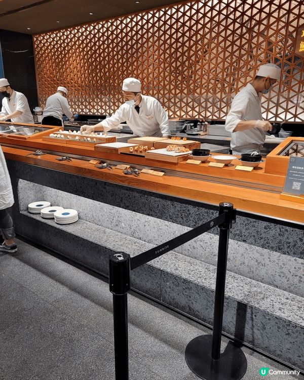 呢4張相係喺台北信義區嘅遠東百貨旭集食下午茶自助餐時影嘅，覺...