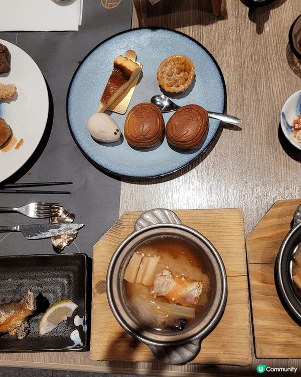 呢4張相係喺台北信義區嘅遠東百貨旭集食下午茶自助餐時影嘅，覺...