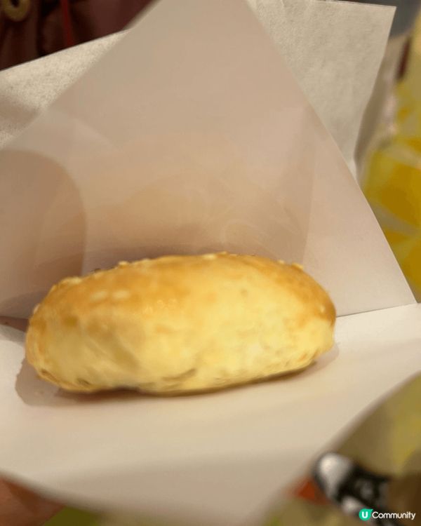 澳門美高梅的黑糖珍珠鮮奶葡撻同埋老婆餅，葡撻都幾好食又好香嘅...