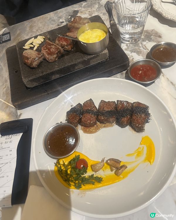 去咗深圳嘅魔女主廚西餐食嘢，啲嘢食幾好，個擺盤亦都好靚，嗰度...