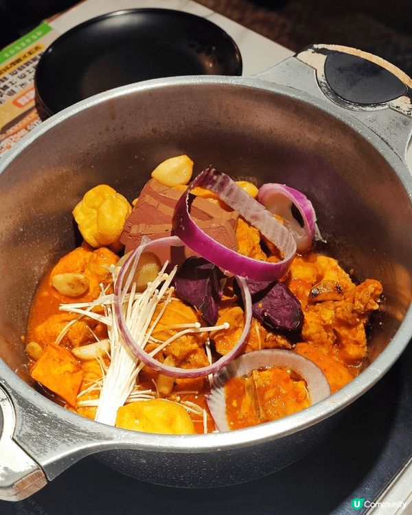 天氣咁凍，又想食雞煲又想打邊爐😂去咗熊本牛鍋，一個價錢可以食...