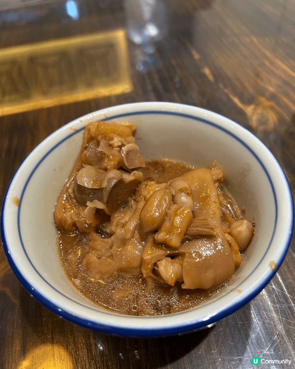 地道港式粉麵店，支持小店，性價比極高。招牌鮮蝦雲吞皮薄餡靚蝦...