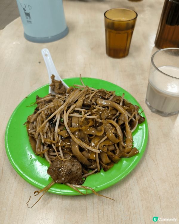 今次想介紹呢間北角協成，款式非常之多，有非常熱門嘅沙爹牛肉炒...