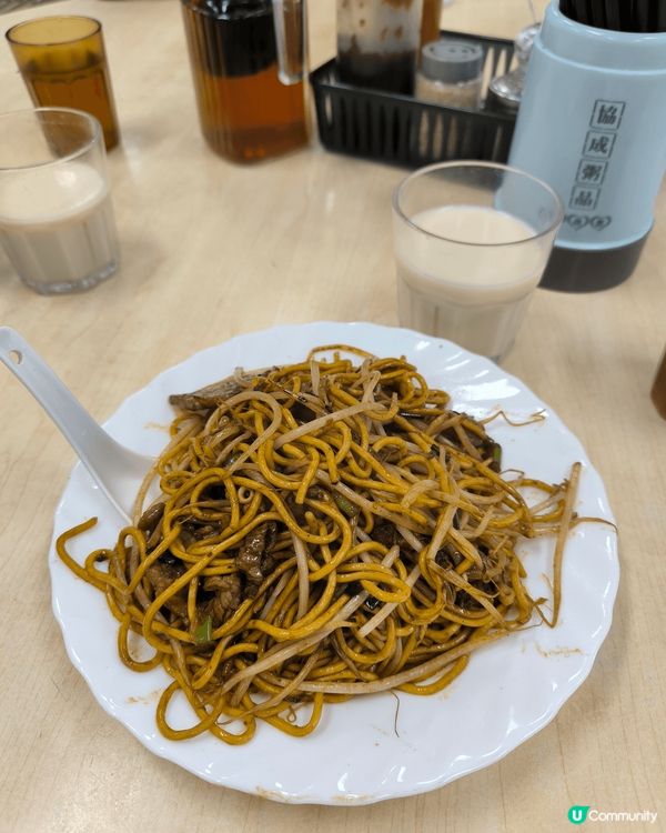 今次想介紹呢間北角協成，款式非常之多，有非常熱門嘅沙爹牛肉炒...