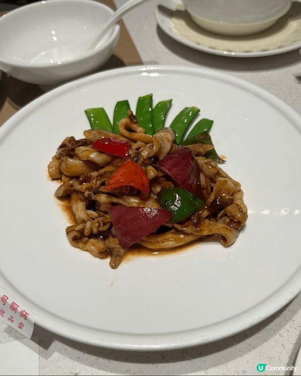 在深圳75船屋吃晚飯，可以自己選擇海鮮、烹調方法，海鮮價錢合...