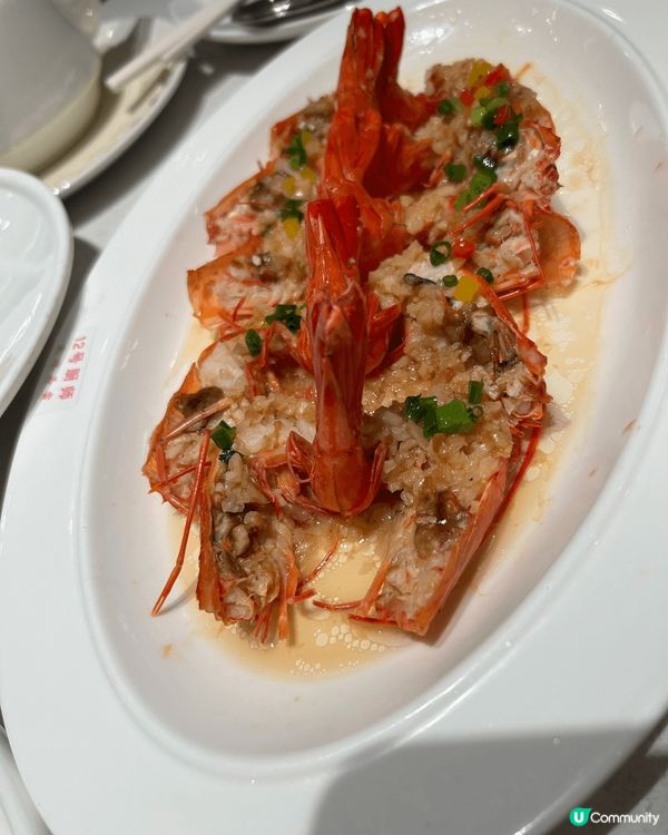 在深圳75船屋吃晚飯，可以自己選擇海鮮、烹調方法，海鮮價錢合...