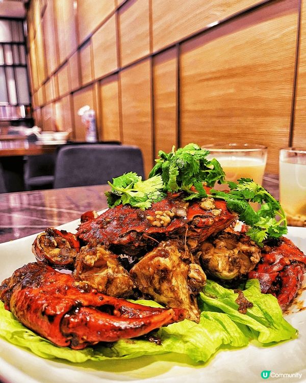 星洲黑胡椒炒辣蟹，真係非常之正！調味一流，仲要好大隻好好肉地...